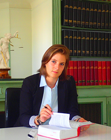 Sarah Garandet, Avocat au barreau d'Aix-en-Provence